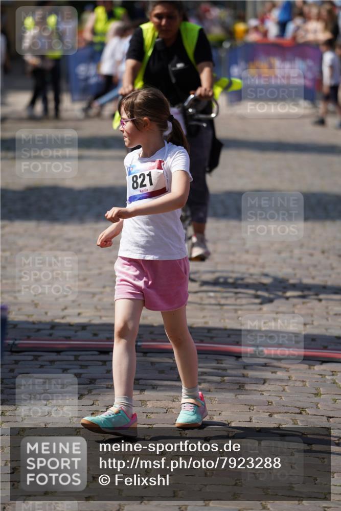 13.06.2025 - Holstenköstenlauf Felixshl http://msf.ph/oto/7923288 13.06.2025 15:42:15 Laufen 821 meine-sportfotos.de