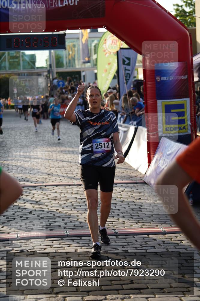 13.06.2025 - Holstenköstenlauf Felixshl http://msf.ph/oto/7923290 13.06.2025 19:52:49 Laufen 2103, 2291, 2512, 2665, 3237, 3789, 3849, 3875 meine-sportfotos.de