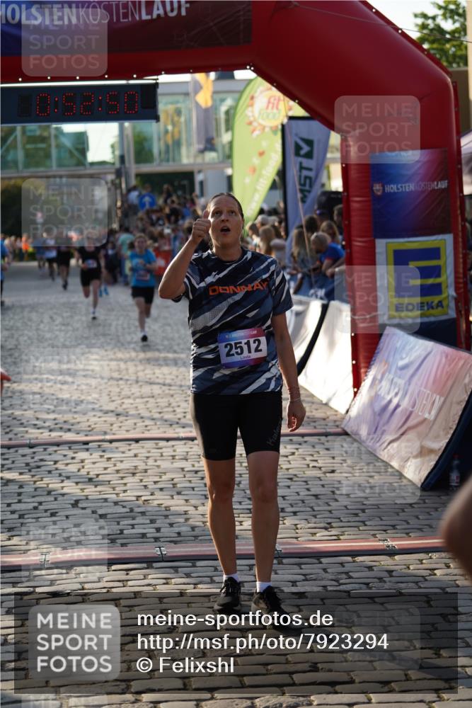 13.06.2025 - Holstenköstenlauf Felixshl http://msf.ph/oto/7923294 13.06.2025 19:52:49 Laufen 2103, 2291, 2512, 2665, 3237, 3789, 3849, 3875 meine-sportfotos.de
