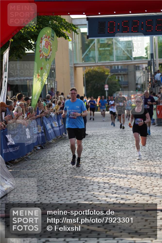 13.06.2025 - Holstenköstenlauf Felixshl http://msf.ph/oto/7923301 13.06.2025 19:52:51 Laufen 2103, 2512, 2665, 3123, 3237, 3849 meine-sportfotos.de