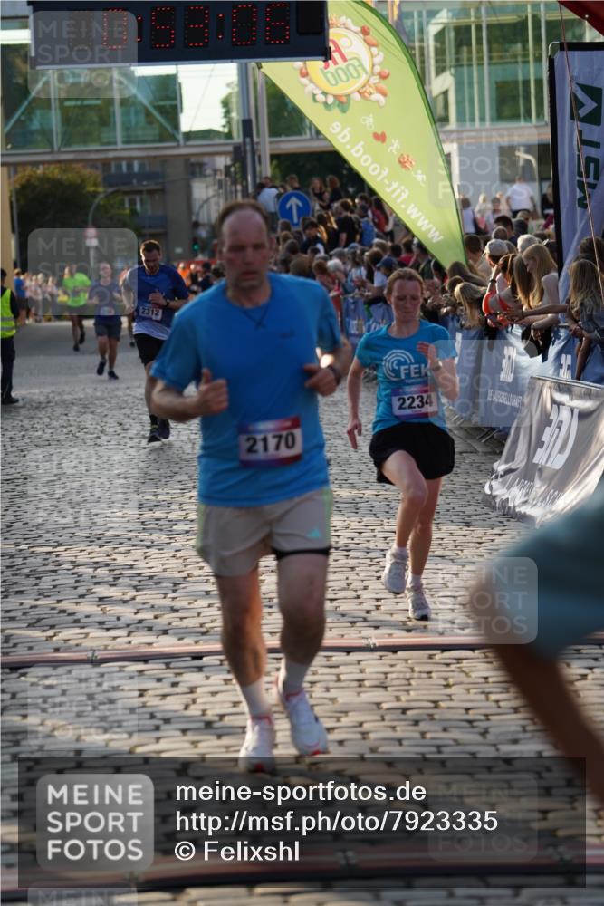 13.06.2025 - Holstenköstenlauf Felixshl http://msf.ph/oto/7923335 13.06.2025 19:53:05 Laufen 2170, 2234, 2243, 2312, 2813 meine-sportfotos.de