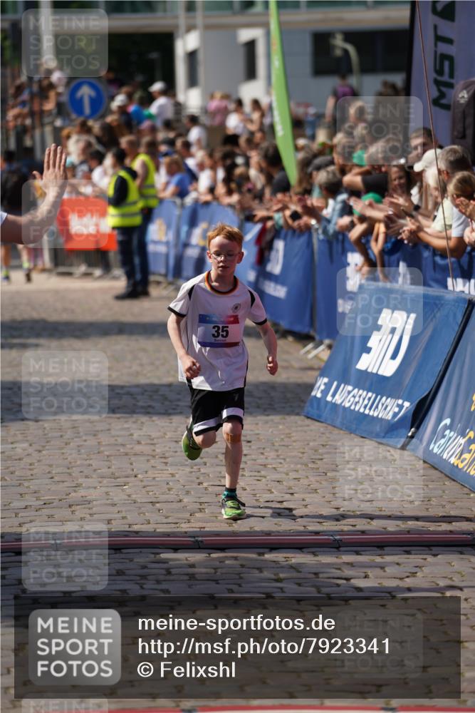 13.06.2025 - Holstenköstenlauf Felixshl http://msf.ph/oto/7923341 13.06.2025 16:06:02 Laufen 35, 166 meine-sportfotos.de