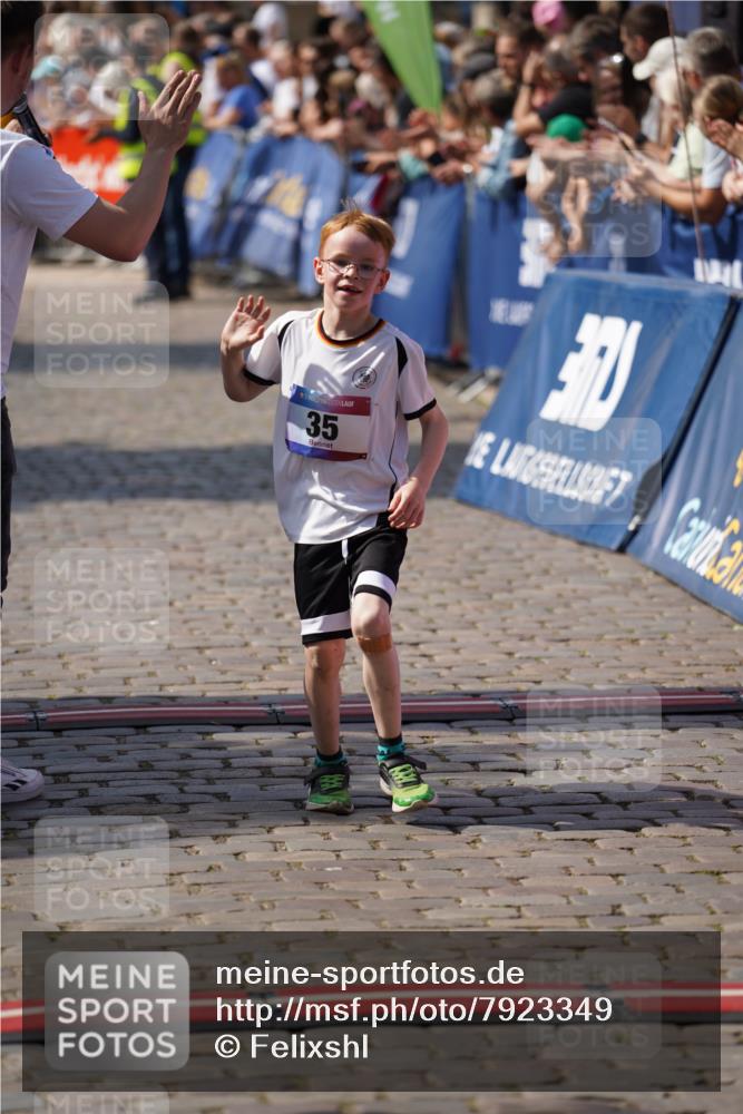 13.06.2025 - Holstenköstenlauf Felixshl http://msf.ph/oto/7923349 13.06.2025 16:06:03 Laufen 35, 166, 963 meine-sportfotos.de