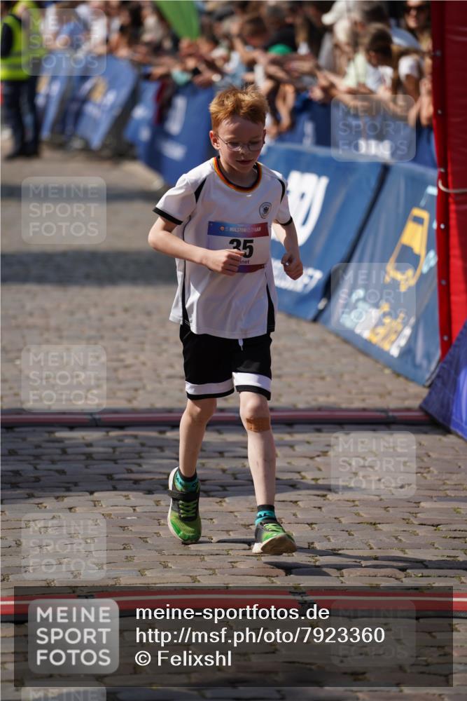 13.06.2025 - Holstenköstenlauf Felixshl http://msf.ph/oto/7923360 13.06.2025 16:06:04 Laufen 35, 166, 963 meine-sportfotos.de