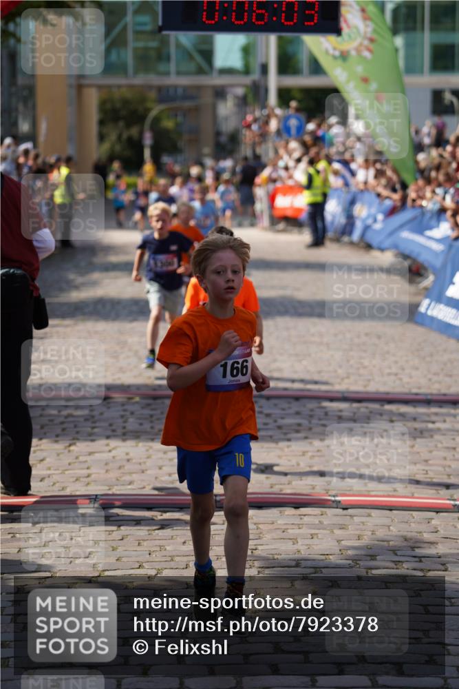 13.06.2025 - Holstenköstenlauf Felixshl http://msf.ph/oto/7923378 13.06.2025 16:06:12 Laufen 62, 166, 168, 314, 952, 963, 1155, 1300 meine-sportfotos.de