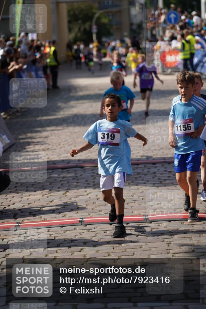 13.06.2025 - Holstenköstenlauf Felixshl http://msf.ph/oto/7923416 13.06.2025 16:06:22 Laufen 62, 210, 319, 714, 1154, 1155, 1859, 1865, 1869 meine-sportfotos.de