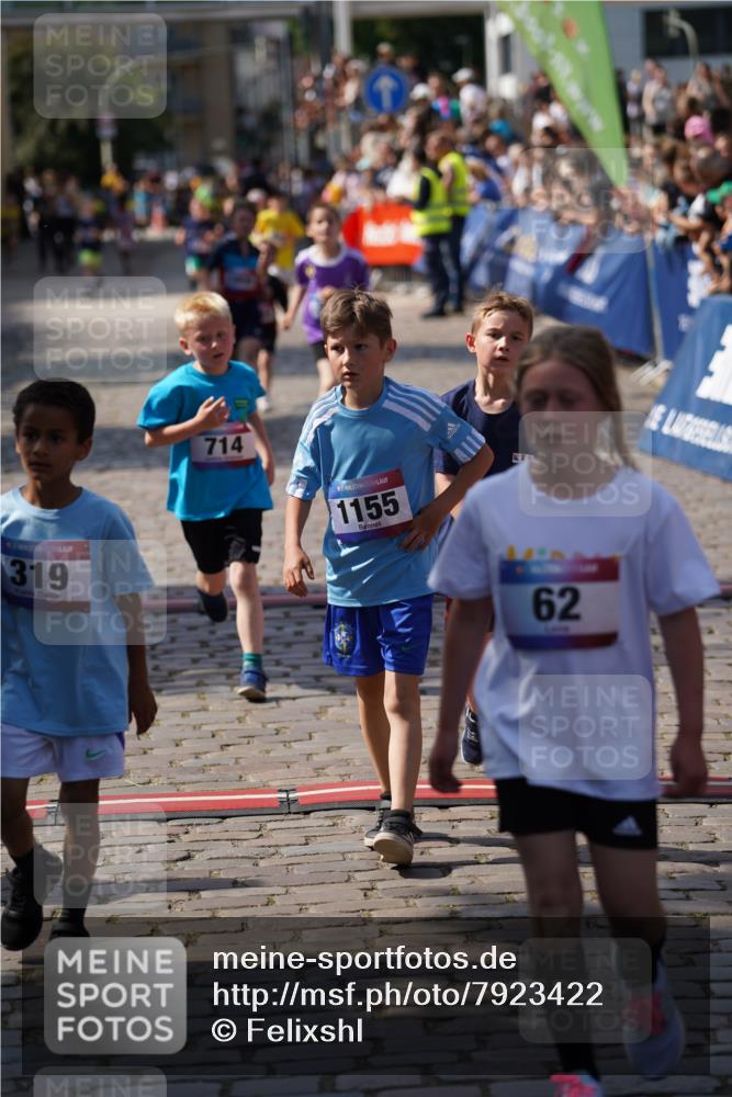 13.06.2025 - Holstenköstenlauf Felixshl http://msf.ph/oto/7923422 13.06.2025 16:06:23 Laufen 62, 210, 319, 602, 714, 1154, 1155, 1859, 1865, 1869 meine-sportfotos.de