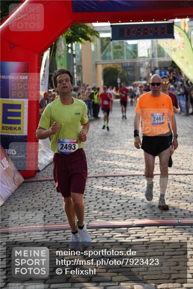 13.06.2025 - Holstenköstenlauf Felixshl http://msf.ph/oto/7923423 13.06.2025 19:53:42 Laufen 2467, 2493, 2498, 2722, 3158, 3189, 3742, 3919 meine-sportfotos.de