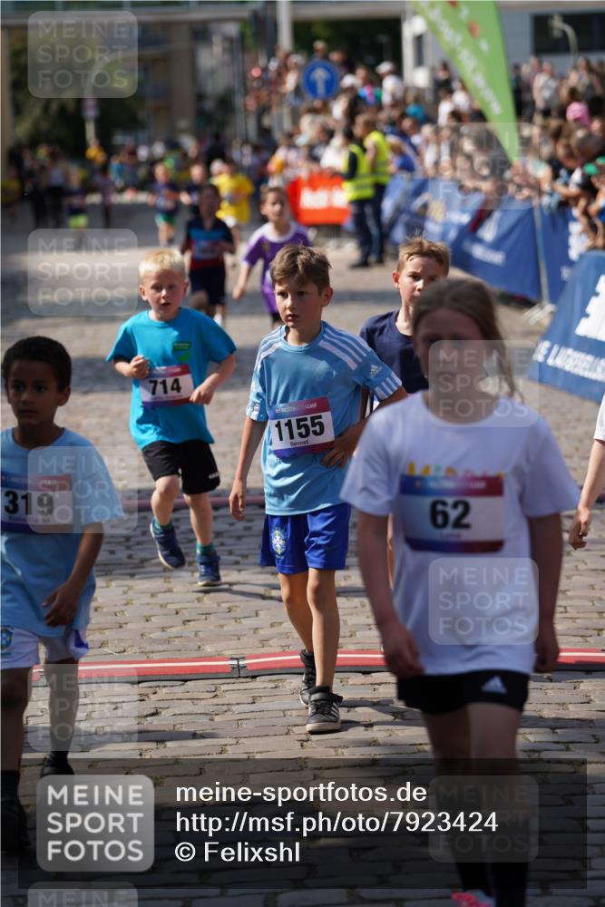 13.06.2025 - Holstenköstenlauf Felixshl http://msf.ph/oto/7923424 13.06.2025 16:06:23 Laufen 62, 210, 319, 602, 714, 1154, 1155, 1859, 1865, 1869 meine-sportfotos.de