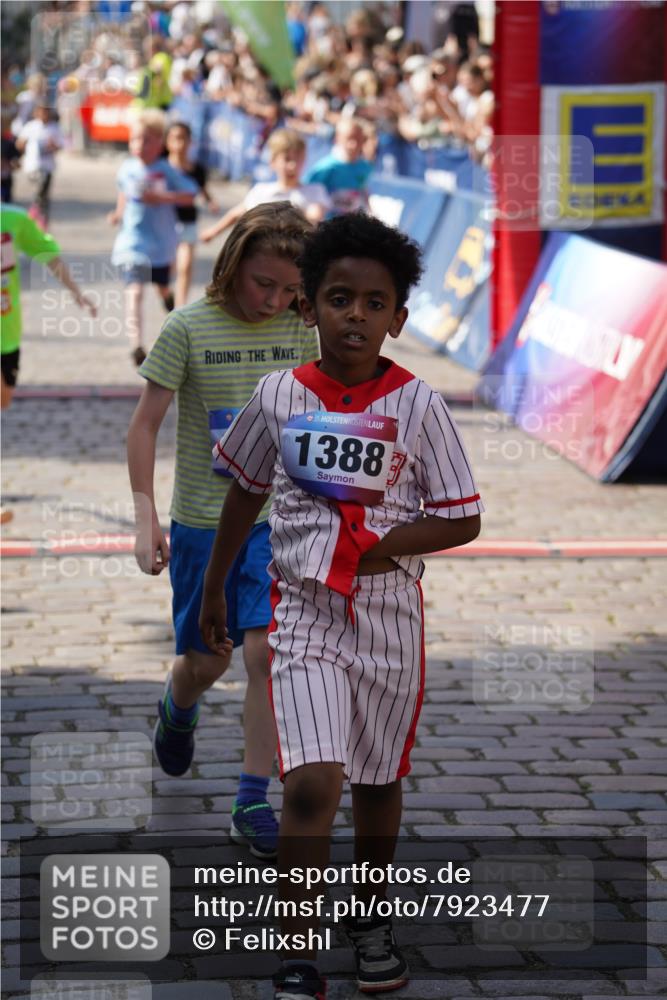 13.06.2025 - Holstenköstenlauf Felixshl http://msf.ph/oto/7923477 13.06.2025 16:06:43 Laufen 171, 296, 307, 311, 321, 460, 462, 466, 587, 590, 698, 860, 1039, 1147, 1384, 1386, 1387 meine-sportfotos.de