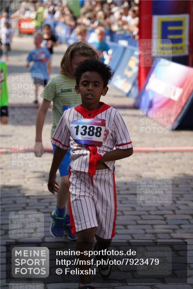 13.06.2025 - Holstenköstenlauf Felixshl http://msf.ph/oto/7923479 13.06.2025 16:06:43 Laufen 171, 296, 307, 311, 321, 460, 462, 466, 587, 590, 698, 860, 1039, 1147, 1384, 1386, 1387 meine-sportfotos.de