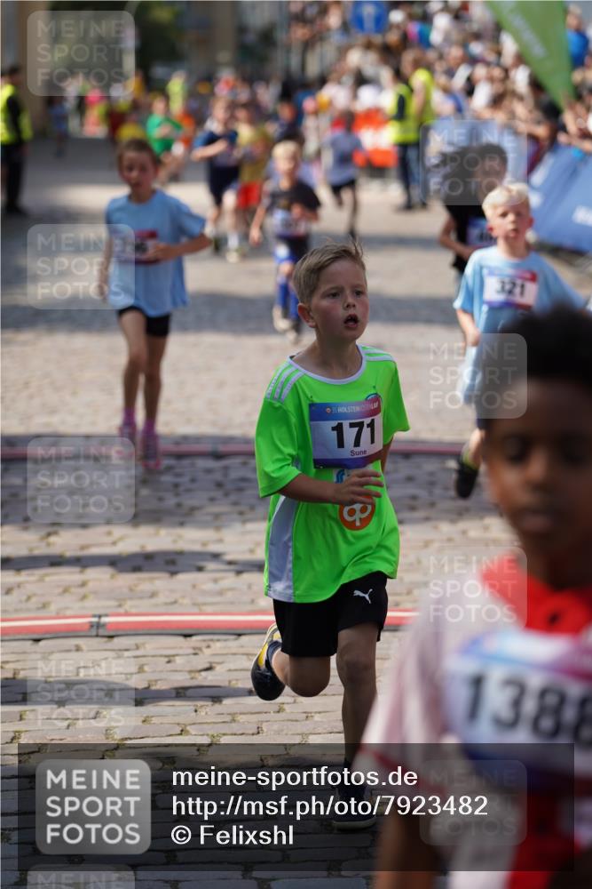 13.06.2025 - Holstenköstenlauf Felixshl http://msf.ph/oto/7923482 13.06.2025 16:06:44 Laufen 171, 296, 307, 311, 321, 460, 462, 466, 590, 698, 860, 1147, 1384, 1386, 1387 meine-sportfotos.de