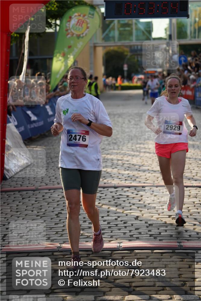 13.06.2025 - Holstenköstenlauf Felixshl http://msf.ph/oto/7923483 13.06.2025 19:53:53 Laufen 2476, 2722, 2864, 2929, 3063 meine-sportfotos.de