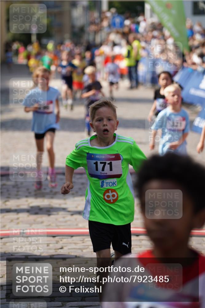 13.06.2025 - Holstenköstenlauf Felixshl http://msf.ph/oto/7923485 13.06.2025 16:06:44 Laufen 171, 296, 307, 311, 321, 460, 462, 466, 590, 698, 860, 1147, 1384, 1386, 1387 meine-sportfotos.de