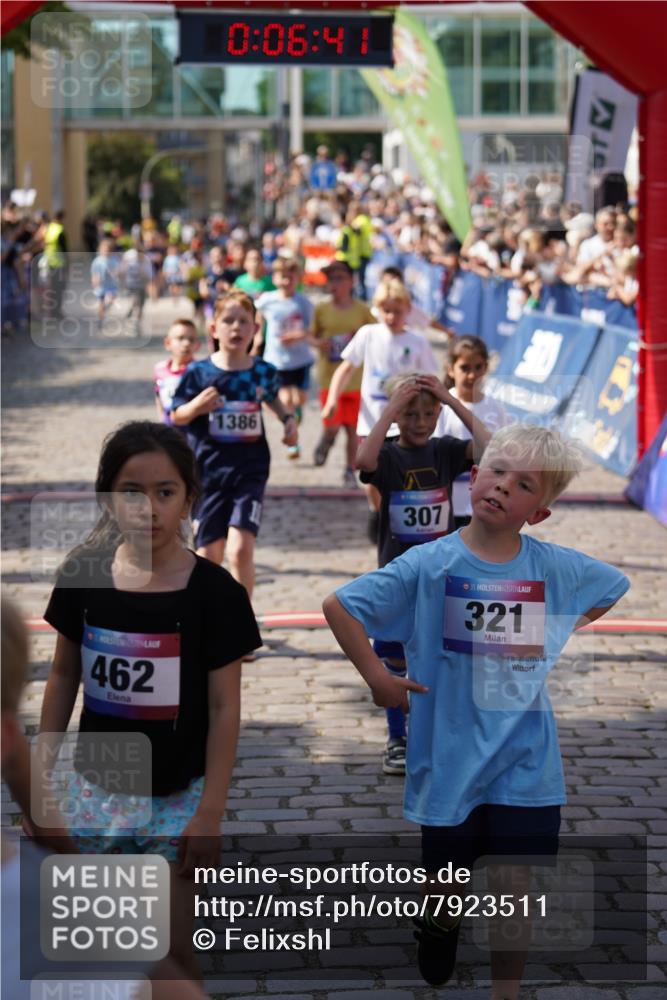 13.06.2025 - Holstenköstenlauf Felixshl http://msf.ph/oto/7923511 13.06.2025 16:06:51 Laufen 20, 167, 305, 311, 460, 591, 850, 855, 860, 957, 970, 1048, 1147, 1306, 1383, 1384, 1386, 1387, 1438, 1887, 1928 meine-sportfotos.de