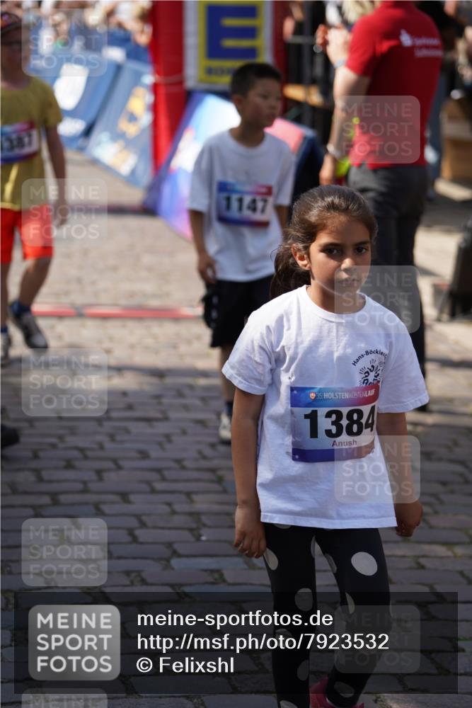 13.06.2025 - Holstenköstenlauf Felixshl http://msf.ph/oto/7923532 13.06.2025 16:06:54 Laufen 20, 75, 167, 305, 308, 311, 452, 460, 591, 716, 850, 855, 957, 970, 1048, 1147, 1306, 1383, 1387, 1438, 1887, 1928 meine-sportfotos.de