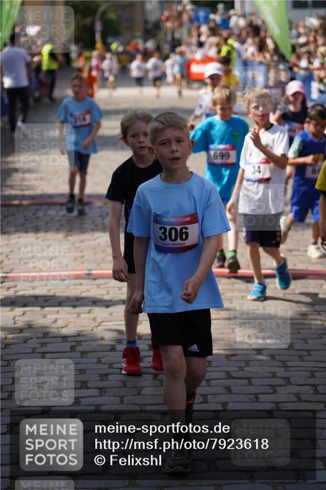 13.06.2025 - Holstenköstenlauf Felixshl http://msf.ph/oto/7923618 13.06.2025 16:07:11 Laufen 34, 40, 124, 170, 172, 315, 316, 434, 459, 467, 575, 693, 699, 863, 865, 973, 1149, 1202 meine-sportfotos.de