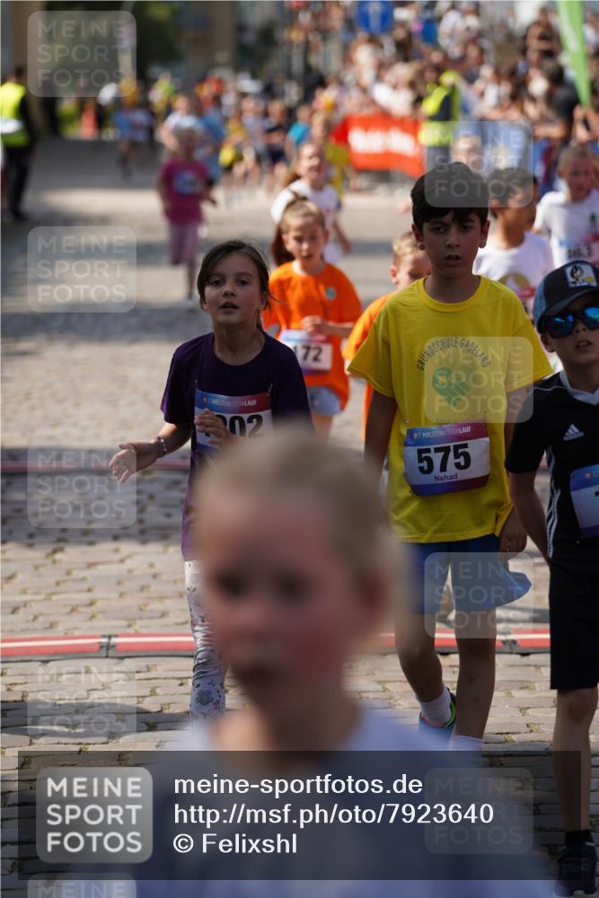 13.06.2025 - Holstenköstenlauf Felixshl http://msf.ph/oto/7923640 13.06.2025 16:07:18 Laufen 40, 53, 124, 170, 172, 197, 298, 315, 579, 589, 688, 847, 863, 865, 1146, 1808 meine-sportfotos.de