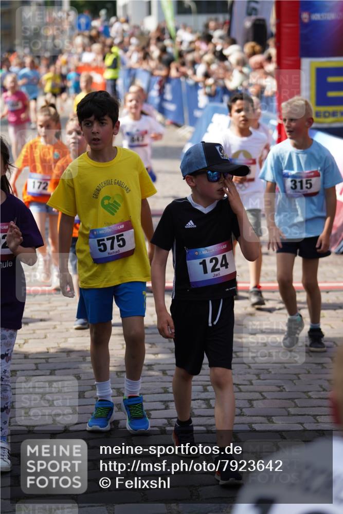 13.06.2025 - Holstenköstenlauf Felixshl http://msf.ph/oto/7923642 13.06.2025 16:07:20 Laufen 53, 170, 172, 197, 298, 312, 315, 323, 579, 589, 688, 847, 863, 865, 1146, 1150, 1808 meine-sportfotos.de