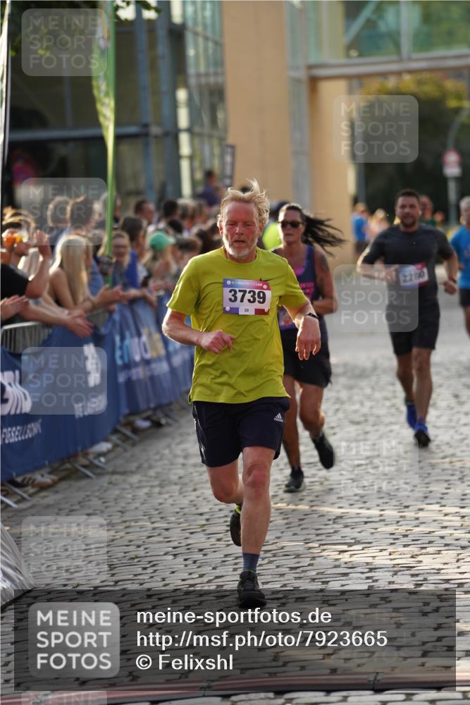 13.06.2025 - Holstenköstenlauf Felixshl http://msf.ph/oto/7923665 13.06.2025 19:55:17 Laufen 2280, 2420, 2424, 2644, 2710, 2719, 3739 meine-sportfotos.de