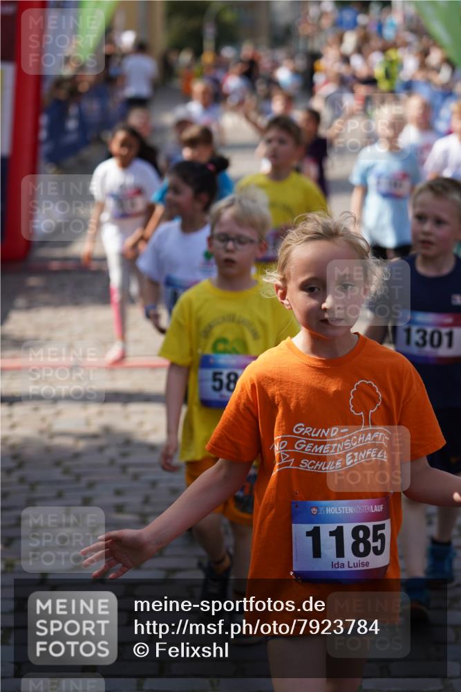 13.06.2025 - Holstenköstenlauf Felixshl http://msf.ph/oto/7923784 13.06.2025 16:07:59 Laufen 52, 209, 212, 288, 304, 325, 441, 442, 453, 456, 461, 464, 581, 584, 588, 687, 706, 838, 846, 857, 966, 1037, 1041, 1183, 1187, 1206, 1304, 1898 meine-sportfotos.de