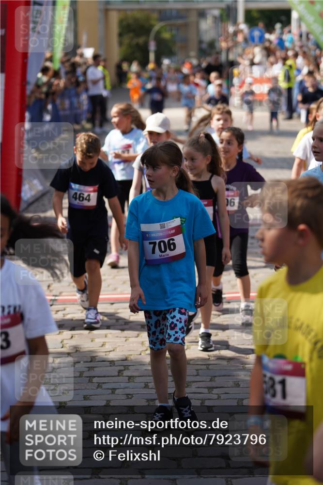 13.06.2025 - Holstenköstenlauf Felixshl http://msf.ph/oto/7923796 13.06.2025 16:08:02 Laufen 52, 209, 212, 288, 304, 325, 435, 441, 453, 456, 461, 464, 584, 588, 687, 701, 838, 857, 966, 1037, 1041, 1187, 1206, 1304, 1898 meine-sportfotos.de