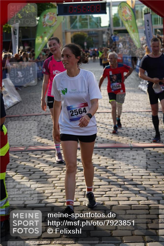 13.06.2025 - Holstenköstenlauf Felixshl http://msf.ph/oto/7923851 13.06.2025 19:56:08 Laufen 2114, 2460, 2550, 2941, 3659, 3767 meine-sportfotos.de