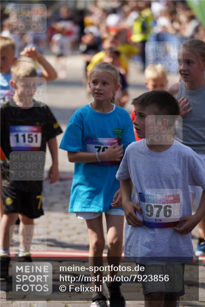 13.06.2025 - Holstenköstenlauf Felixshl http://msf.ph/oto/7923856 13.06.2025 16:08:19 Laufen 7, 191, 317, 322, 454, 468, 578, 582, 683, 695, 854, 956, 967, 1044, 1148, 1151, 1152, 1204 meine-sportfotos.de
