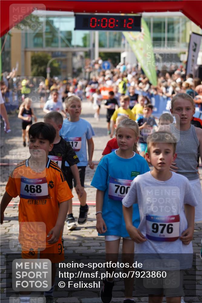 13.06.2025 - Holstenköstenlauf Felixshl http://msf.ph/oto/7923860 13.06.2025 16:08:21 Laufen 7, 191, 317, 454, 578, 582, 683, 695, 854, 956, 967, 1145, 1152, 1204 meine-sportfotos.de