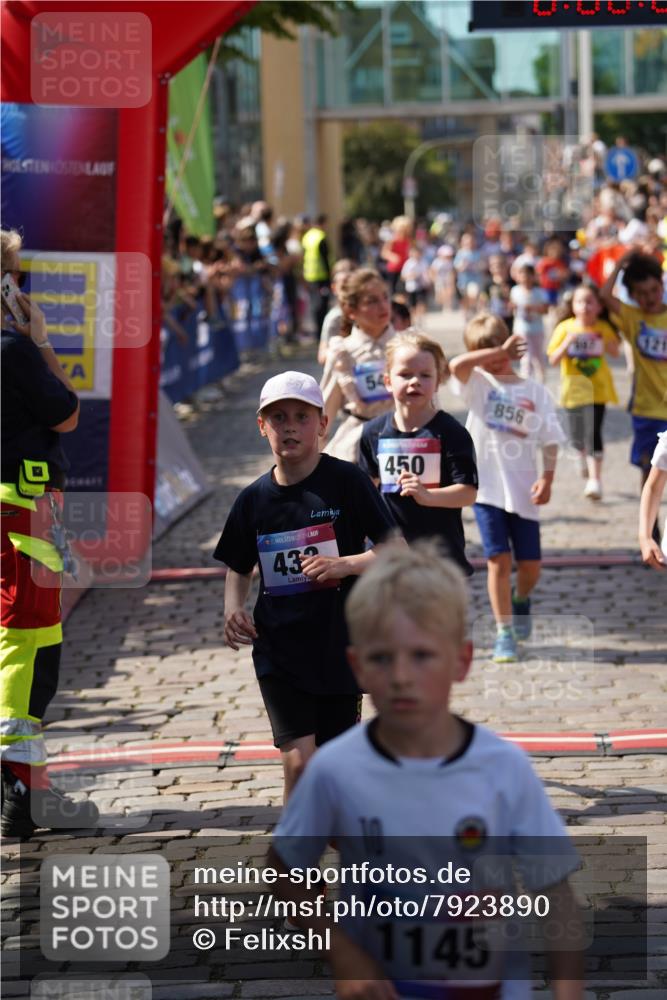 13.06.2025 - Holstenköstenlauf Felixshl http://msf.ph/oto/7923890 13.06.2025 16:08:32 Laufen 289, 295, 433, 446, 450, 469, 597, 856, 1145, 1209, 1210, 1213, 1302, 1385, 1421, 1806 meine-sportfotos.de