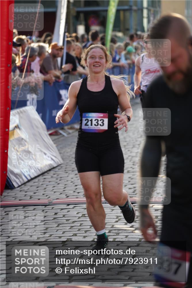 13.06.2025 - Holstenköstenlauf Felixshl http://msf.ph/oto/7923911 13.06.2025 19:56:40 Laufen 2089, 2133, 2136, 2272, 2865, 2942, 3215 meine-sportfotos.de