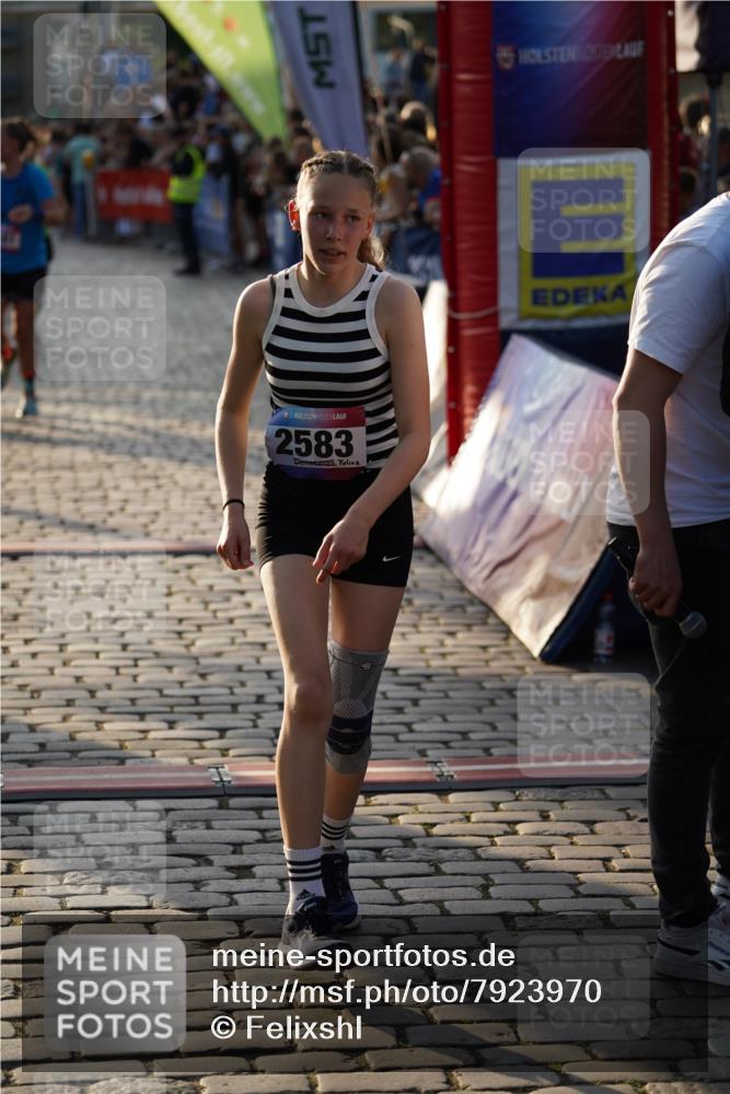 13.06.2025 - Holstenköstenlauf Felixshl http://msf.ph/oto/7923970 13.06.2025 19:57:08 Laufen 2109, 2161, 2227, 2306, 2314, 2474, 2583, 2613, 3173, 3177, 3695, 3755 meine-sportfotos.de