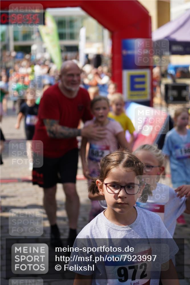 13.06.2025 - Holstenköstenlauf Felixshl http://msf.ph/oto/7923997 13.06.2025 16:09:04 Laufen 287, 299, 309, 318, 436, 437, 443, 447, 599, 691, 849, 977, 1047, 1049, 1050, 1307, 1310, 1820 meine-sportfotos.de