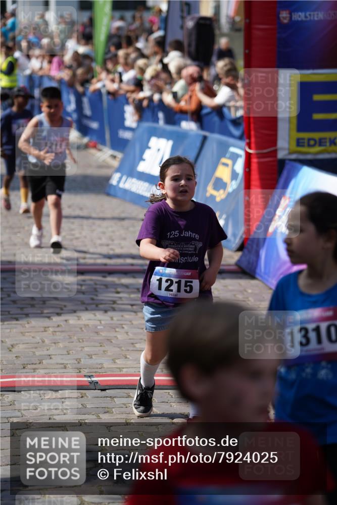 13.06.2025 - Holstenköstenlauf Felixshl http://msf.ph/oto/7924025 13.06.2025 16:09:17 Laufen 211, 576, 586, 708, 978, 979, 1042, 1052, 1211, 1215, 1424, 1833, 1946 meine-sportfotos.de