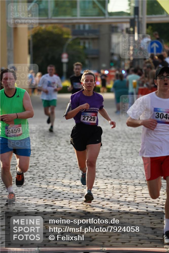 13.06.2025 - Holstenköstenlauf Felixshl http://msf.ph/oto/7924058 13.06.2025 19:57:50 Laufen 2459, 2671, 2729, 2934, 3048 meine-sportfotos.de