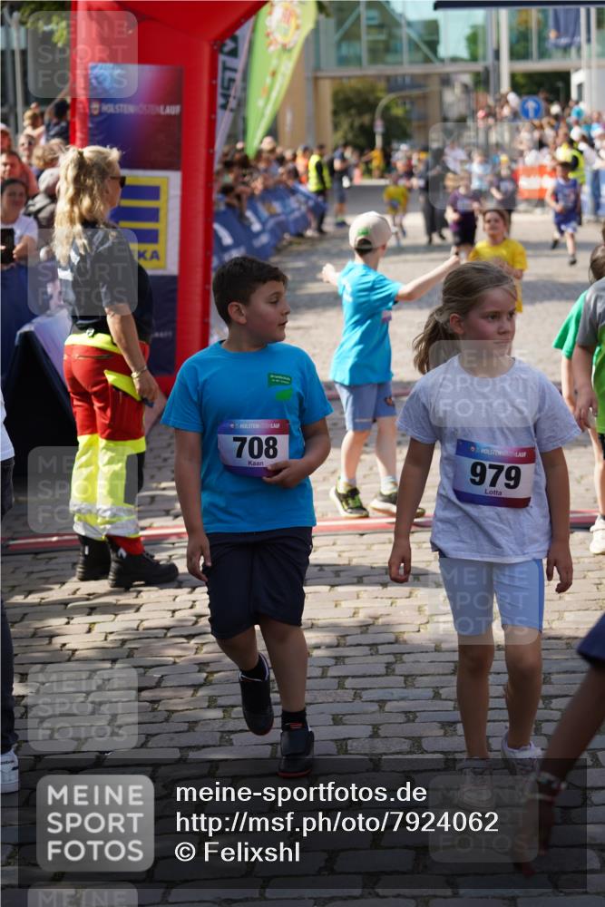 13.06.2025 - Holstenköstenlauf Felixshl http://msf.ph/oto/7924062 13.06.2025 16:09:28 Laufen 594, 600, 689, 690, 707, 708, 852, 968, 978, 979, 1042, 1052, 1203, 1212, 1424 meine-sportfotos.de