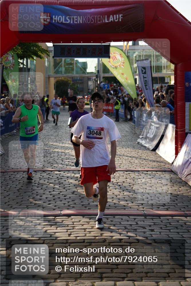 13.06.2025 - Holstenköstenlauf Felixshl http://msf.ph/oto/7924065 13.06.2025 19:57:51 Laufen 2459, 2671, 2729, 2934, 3048 meine-sportfotos.de