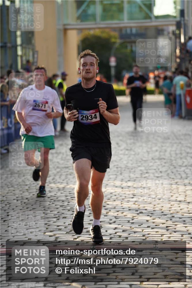 13.06.2025 - Holstenköstenlauf Felixshl http://msf.ph/oto/7924079 13.06.2025 19:57:55 Laufen 2459, 2671, 2729, 2934 meine-sportfotos.de