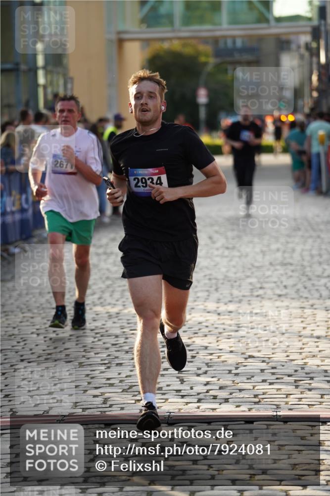 13.06.2025 - Holstenköstenlauf Felixshl http://msf.ph/oto/7924081 13.06.2025 19:57:56 Laufen 2298, 2671, 2934 meine-sportfotos.de