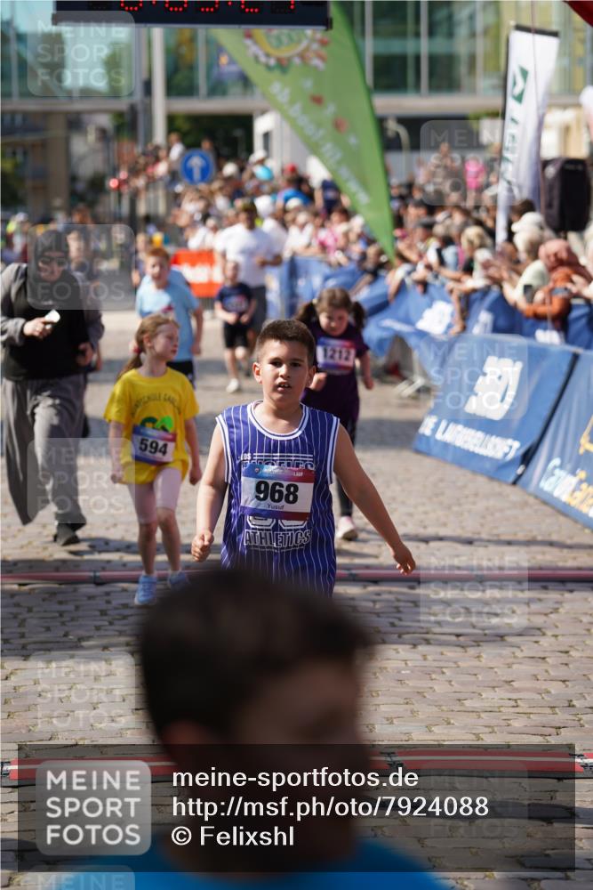 13.06.2025 - Holstenköstenlauf Felixshl http://msf.ph/oto/7924088 13.06.2025 16:09:36 Laufen 313, 326, 594, 968, 1186, 1203, 1212, 1308, 1309, 1312 meine-sportfotos.de
