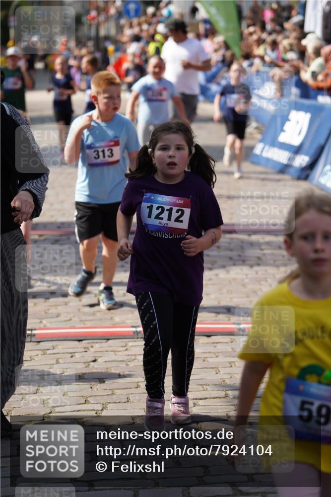 13.06.2025 - Holstenköstenlauf Felixshl http://msf.ph/oto/7924104 13.06.2025 16:09:40 Laufen 313, 326, 969, 1186, 1212, 1308, 1309, 1312 meine-sportfotos.de