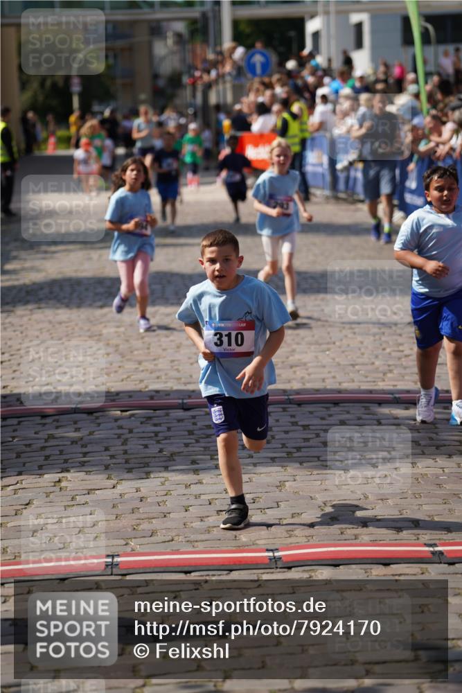13.06.2025 - Holstenköstenlauf Felixshl http://msf.ph/oto/7924170 13.06.2025 16:09:58 Laufen 201, 293, 294, 310, 961, 1381 meine-sportfotos.de