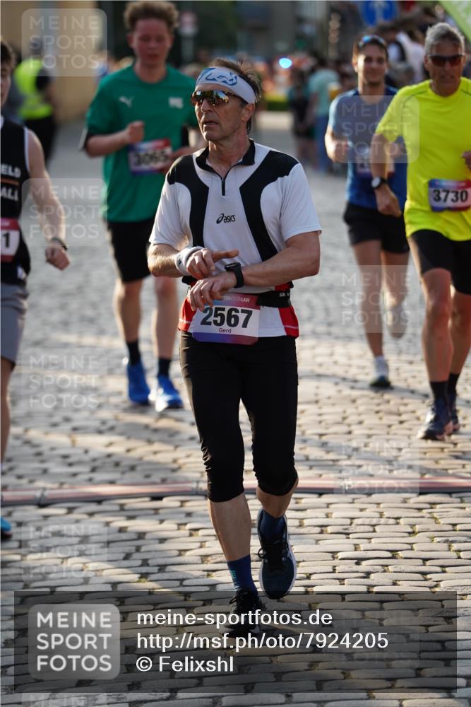 13.06.2025 - Holstenköstenlauf Felixshl http://msf.ph/oto/7924205 13.06.2025 19:58:41 Laufen 2567, 2575, 2992, 3065, 3251, 3609, 3730, 3838 meine-sportfotos.de