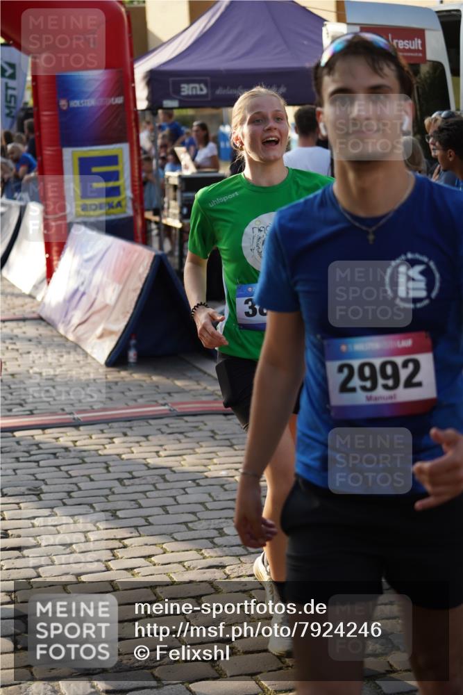 13.06.2025 - Holstenköstenlauf Felixshl http://msf.ph/oto/7924246 13.06.2025 19:59:00 Laufen 2110, 2284, 3157, 3762, 3772, 3851, 3876, 3880 meine-sportfotos.de