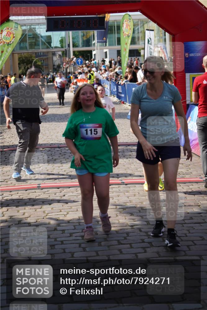 13.06.2025 - Holstenköstenlauf Felixshl http://msf.ph/oto/7924271 13.06.2025 16:10:19 Laufen 455, 697, 864, 960, 1207 meine-sportfotos.de
