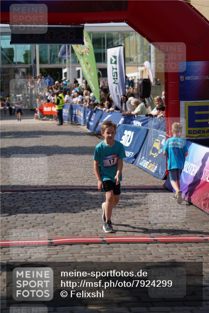 13.06.2025 - Holstenköstenlauf Felixshl http://msf.ph/oto/7924299 13.06.2025 16:10:36 Laufen 17 meine-sportfotos.de
