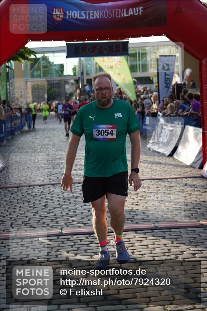 13.06.2025 - Holstenköstenlauf Felixshl http://msf.ph/oto/7924320 13.06.2025 19:59:38 Laufen 2046, 2658, 2670, 2821, 3054, 3830 meine-sportfotos.de