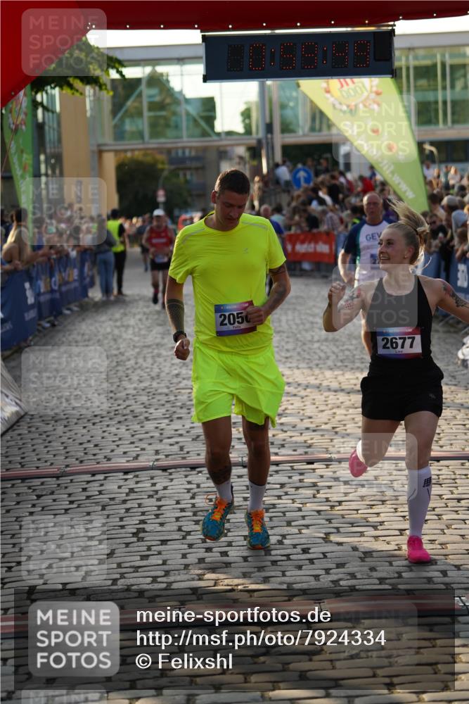 13.06.2025 - Holstenköstenlauf Felixshl http://msf.ph/oto/7924334 13.06.2025 19:59:48 Laufen 2050, 2440, 2628, 2677, 2715, 3235, 3599, 3797, 3798, 3801 meine-sportfotos.de