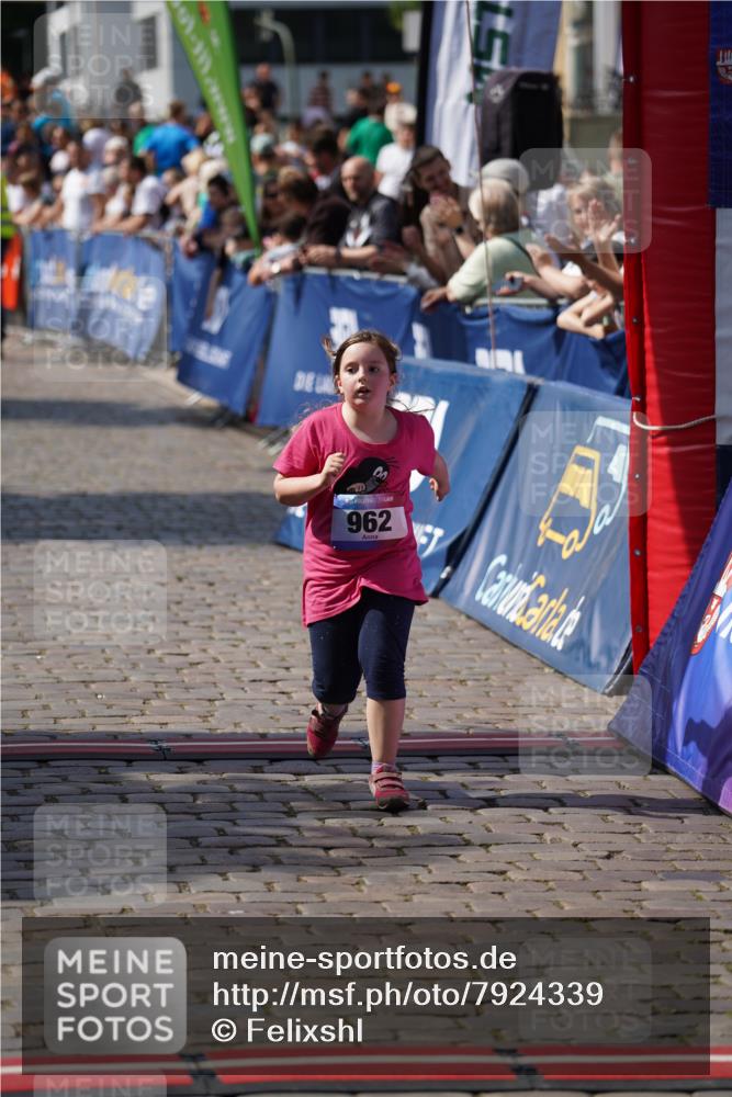 13.06.2025 - Holstenköstenlauf Felixshl http://msf.ph/oto/7924339 13.06.2025 16:11:27 Laufen 962 meine-sportfotos.de