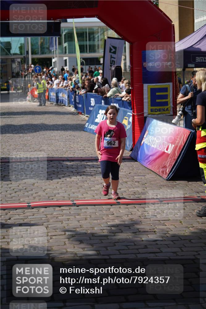 13.06.2025 - Holstenköstenlauf Felixshl http://msf.ph/oto/7924357 13.06.2025 16:11:30 Laufen 962 meine-sportfotos.de
